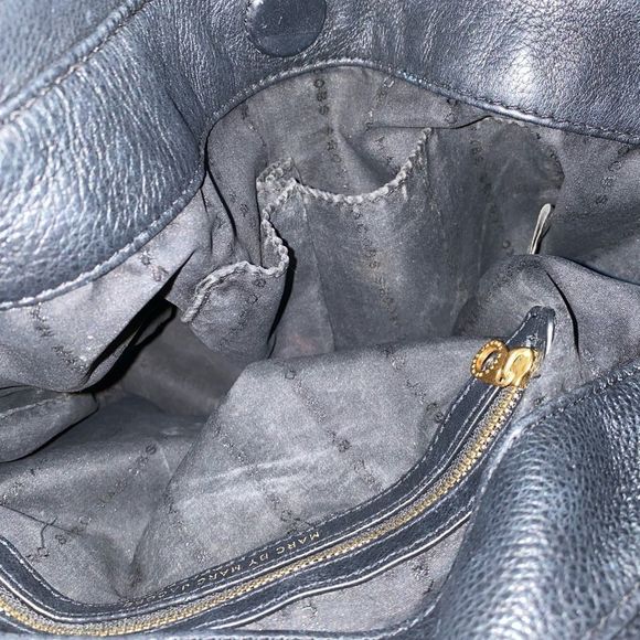 Gently used Marc Jacobs Bucket Bag - Picture 5 of 10